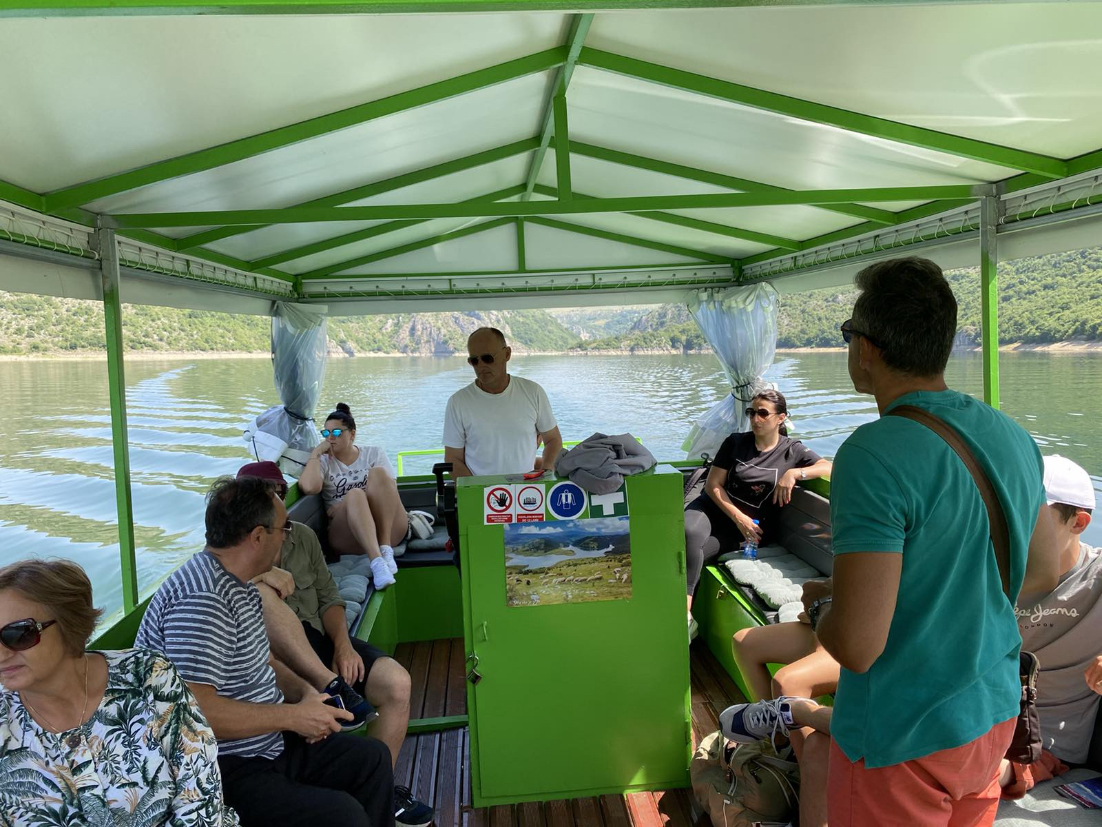 On board the Uvac cruise